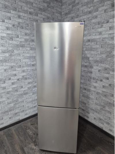 Холодильник DEXP B 430 AMA Холодильник DEXP B 430 AMA